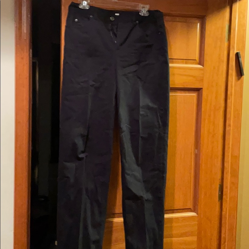 Women’s Black pants size 10